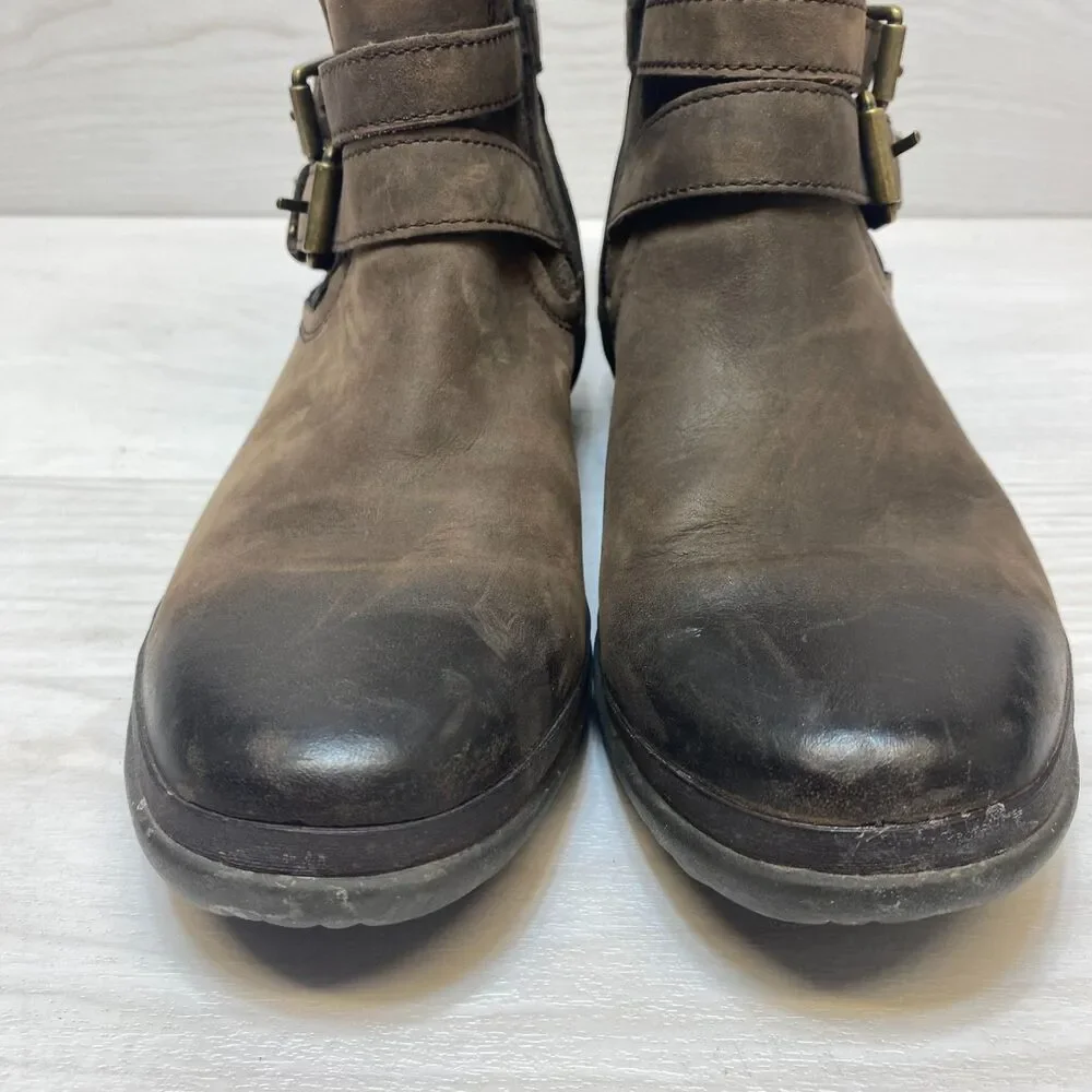 UGG Simmens Biker Boots Women's Size 6.5 Brown Leather Waterproof‎ Buckle Straps
